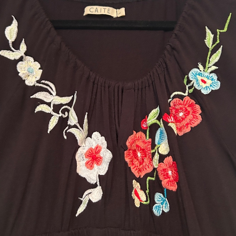 CAITE Shift Embroidered Dress L Black Floral Neckline Ruffle Feminine Boho - Picture 3 of 10